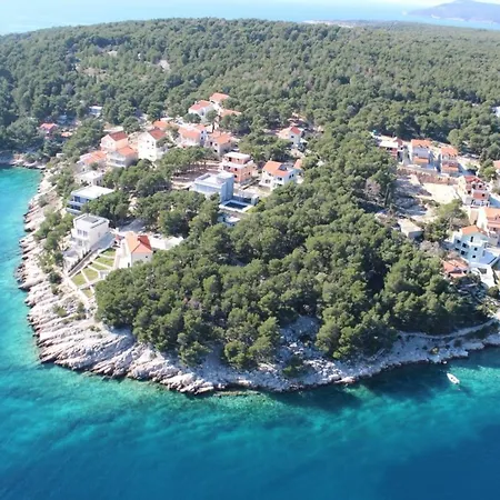 Family Friendly Apartments With A Swimming Pool Cove Osibova, Brac - 2172 Apartment