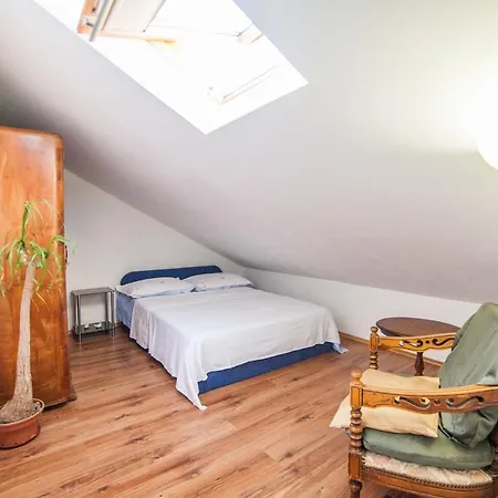 Apartment Family Friendly Apartments With A Swimming Pool Cove Osibova, Brac - 2172