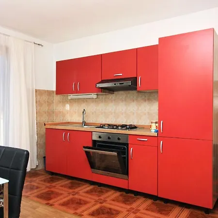 Family Friendly Apartments With A Swimming Pool Cove Osibova, Brac - 2172 *