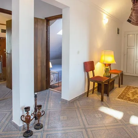 Family Friendly Apartments With A Swimming Pool Cove Osibova, Brac - 2172 * Milna (Brac)