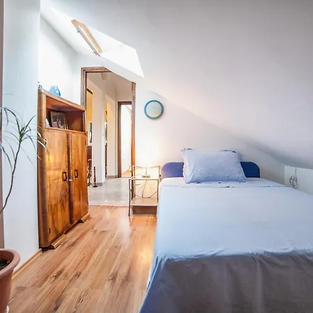 Family Friendly Apartments With A Swimming Pool Cove Osibova, Brac - 2172 *