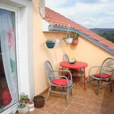 Apartment Family Friendly Apartments With A Swimming Pool Cove Osibova, Brac - 2172